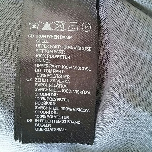 H&M Two-toned Kangaroo Dress - Picture 7 of 7